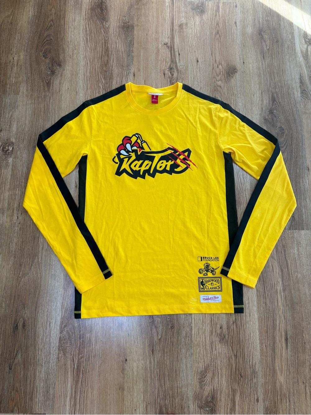 Bruce Lee x Raptors Long-Sleeve Shirt with Black Trim